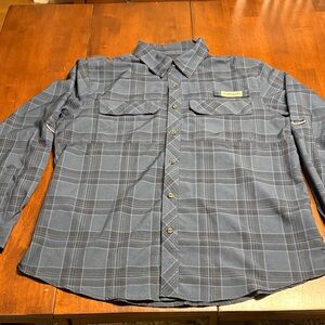 Magellan Outdoors Blue Plaid Button Down Shirt